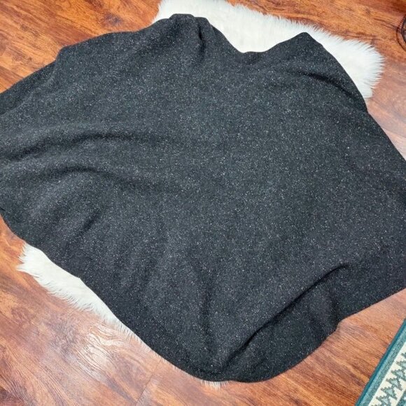 Bloomingdales Italian Wool Blend Poncho In Gray Black With Angora Silk - Picture 9 of 9